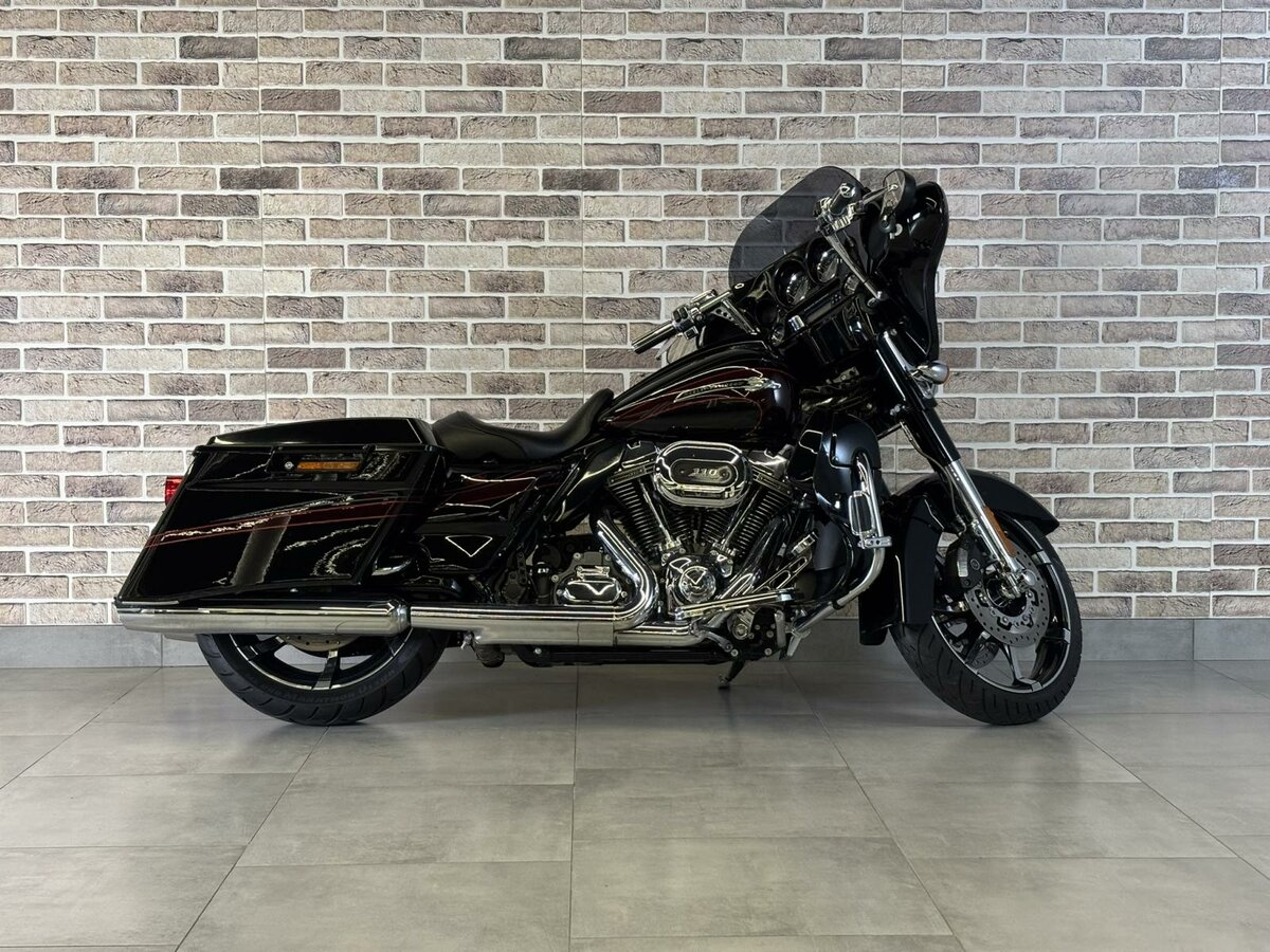 Harley-Davidson CVO Street Glide