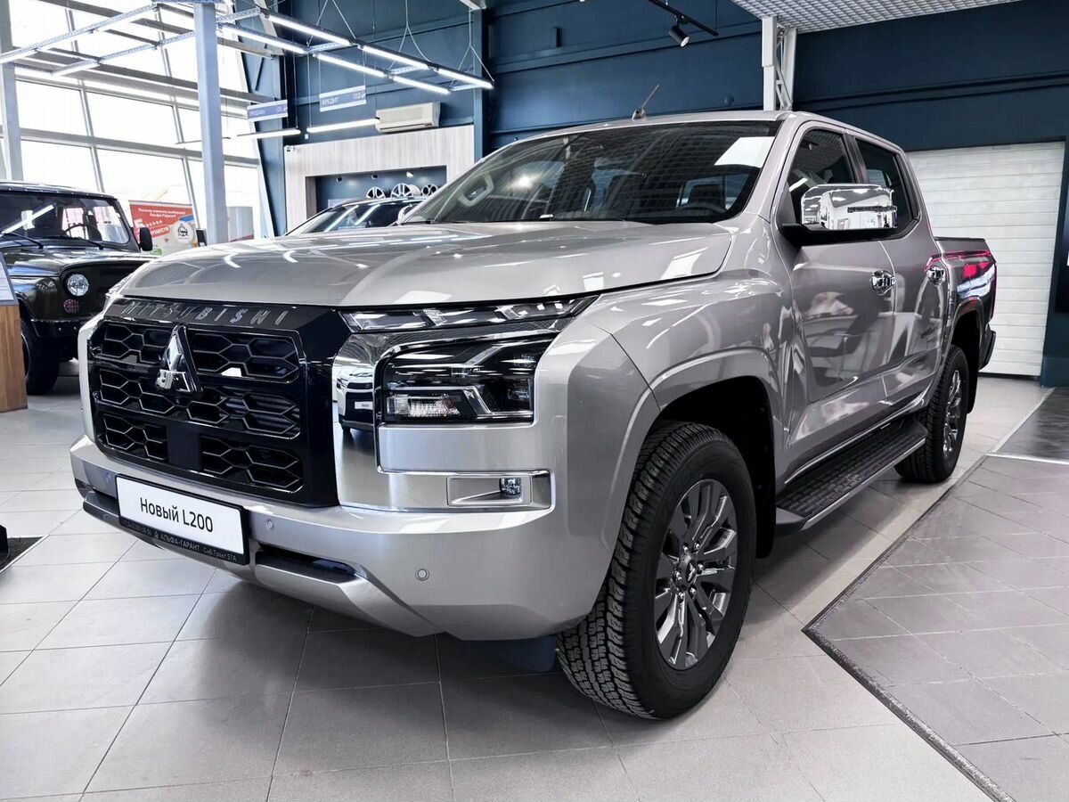 Mitsubishi L200 VI