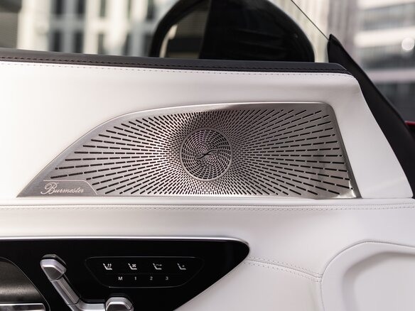 2025 Mercedes-Benz Maybach SL SL 680, красный, 37900000 рублей - вид 19