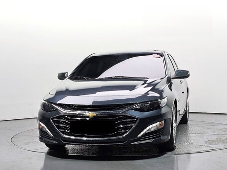 2022 Chevrolet Malibu IX Рестайлинг, серый, 1580009 рублей, вид 2
