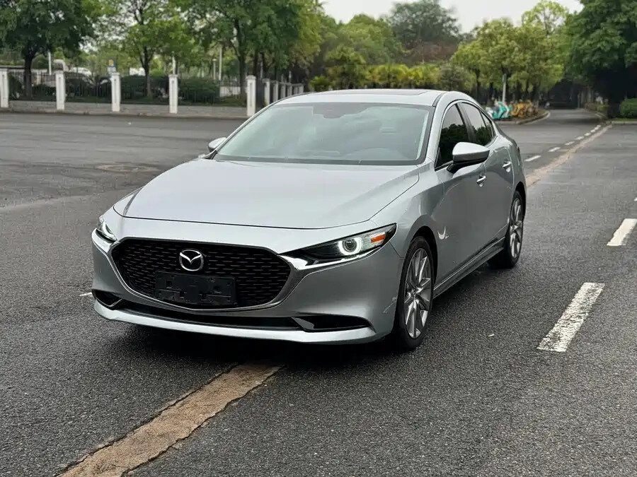 Mazda 3 IV (BP)