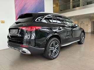 2024 Mercedes-Benz GLC 200 II (X254), чёрный, 7300000 рублей, вид 3