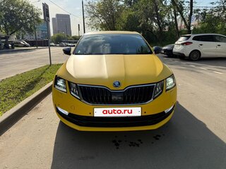 2017 Skoda Octavia III (A7) Рестайлинг, жёлтый, 900000 рублей, вид 2