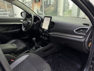 2026 Lada (ВАЗ) Vesta I Рестайлинг (NG), чёрный, 1560000 рублей, вид 4