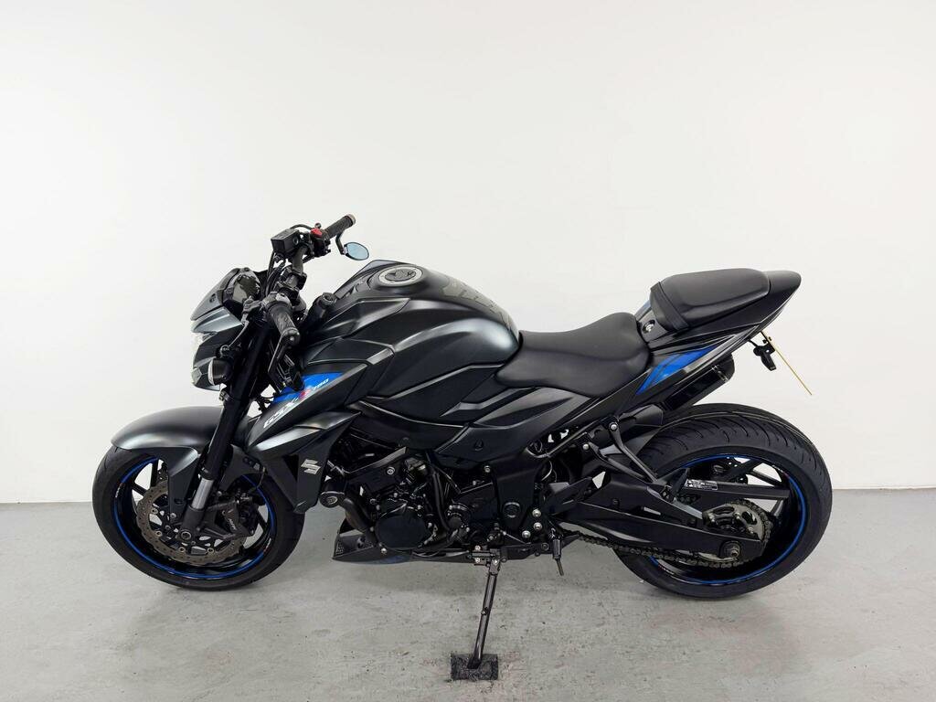 Suzuki GSX-S 750