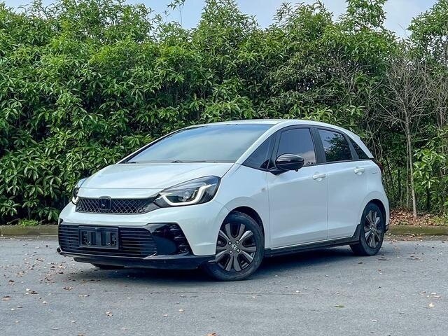 Honda Fit Crosstar IV Рестайлинг