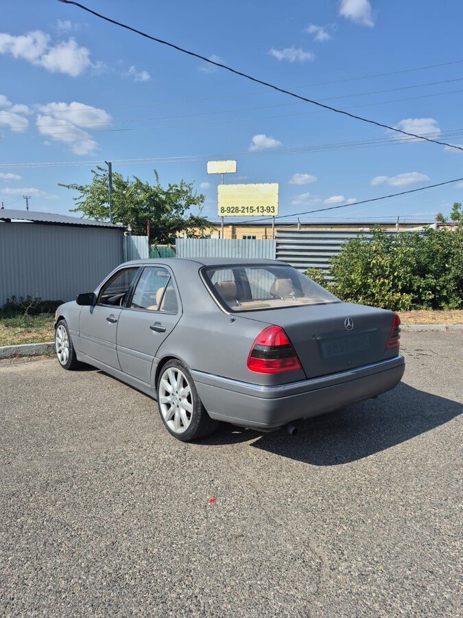 Mercedes-Benz C-Класс 220 I (W202), фото 3