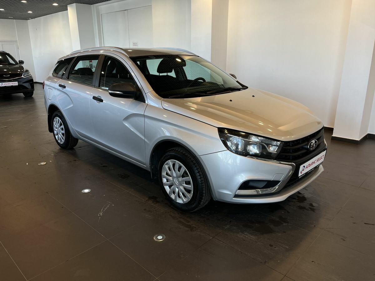 Lada (ВАЗ) Vesta SW I