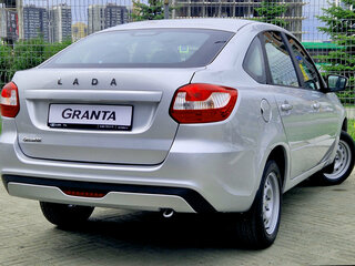 2026 Lada (ВАЗ) Granta I Рестайлинг, серебристый, 1118000 рублей, вид 3