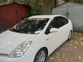 2008 Toyota Prius II Рестайлинг (XW20), белый, 800000 рублей - вид 2