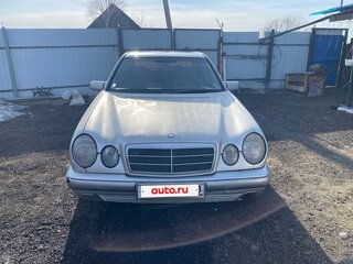 1999 Mercedes-Benz E-Класс 240 II (W210, S210), серый, 300000 рублей, вид 1