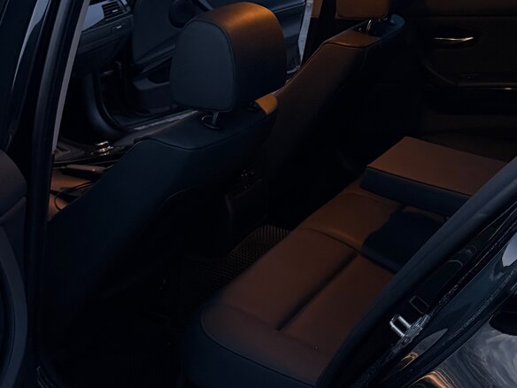 2009 BMW 3 серии 320i V (E90/E91/E92/E93) Рестайлинг, чёрный, 1150000 рублей - вид 31