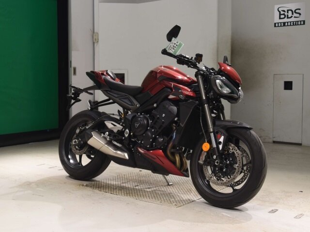 Triumph Street Triple