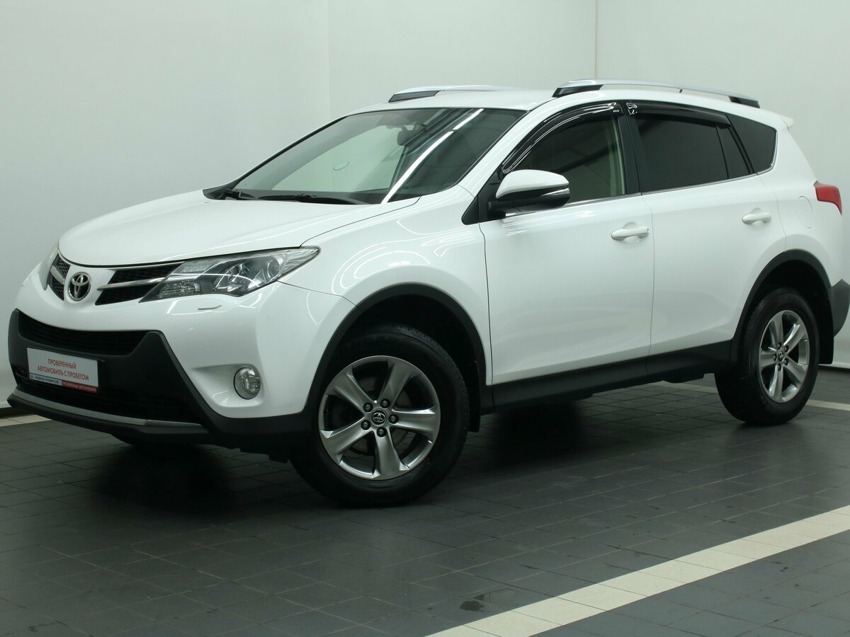 Toyota RAV4 IV (XA40)