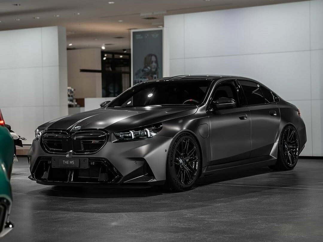 BMW M5 VII (G90)