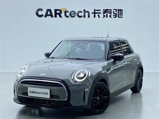 2022 Mini Hatch Cooper III (F55/F56) Рестайлинг 2, серый, 1660010 рублей, вид 1