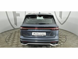 2026 Geely Monjaro I, серый, 4599990 рублей, вид 4