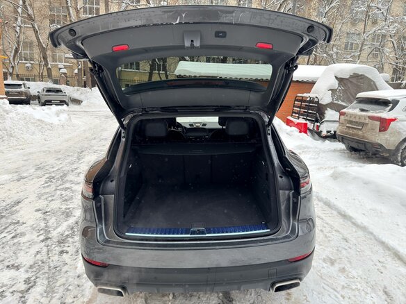 2021 Porsche Cayenne III, серый - вид 6