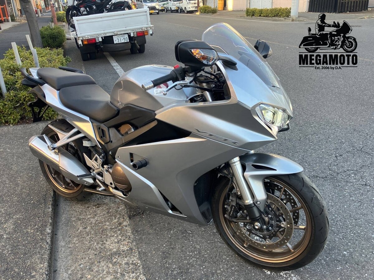 Honda VFR 800