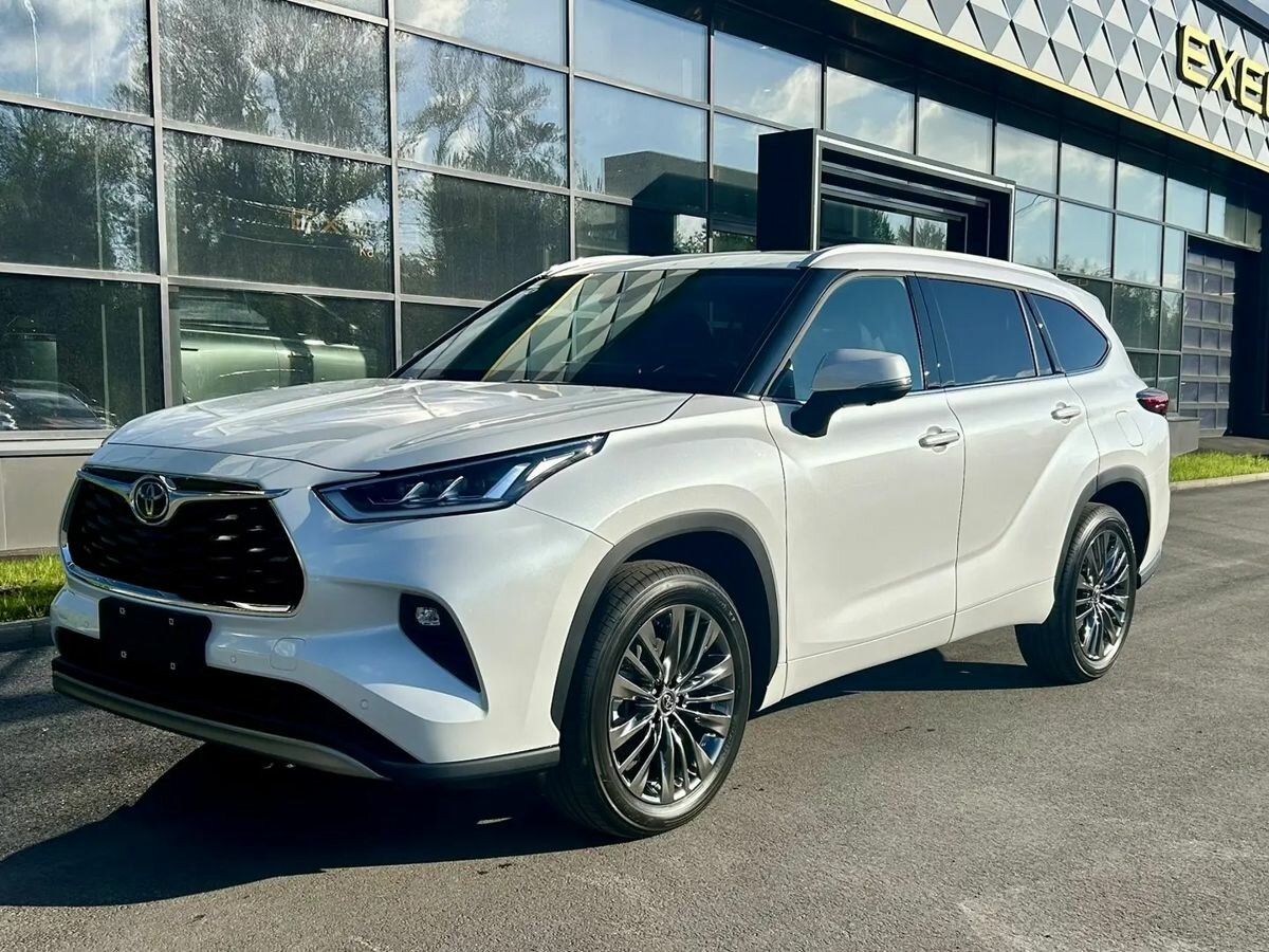 Toyota Highlander IV (XU70)