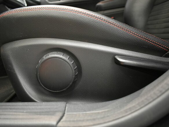 2017 Mercedes-Benz GLA 200 I (X156) Рестайлинг, чёрный, 2075000 рублей - вид 14