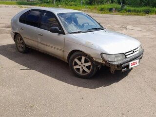 1996 Toyota Corolla VII (E100), серебристый, 90000 рублей, вид 1