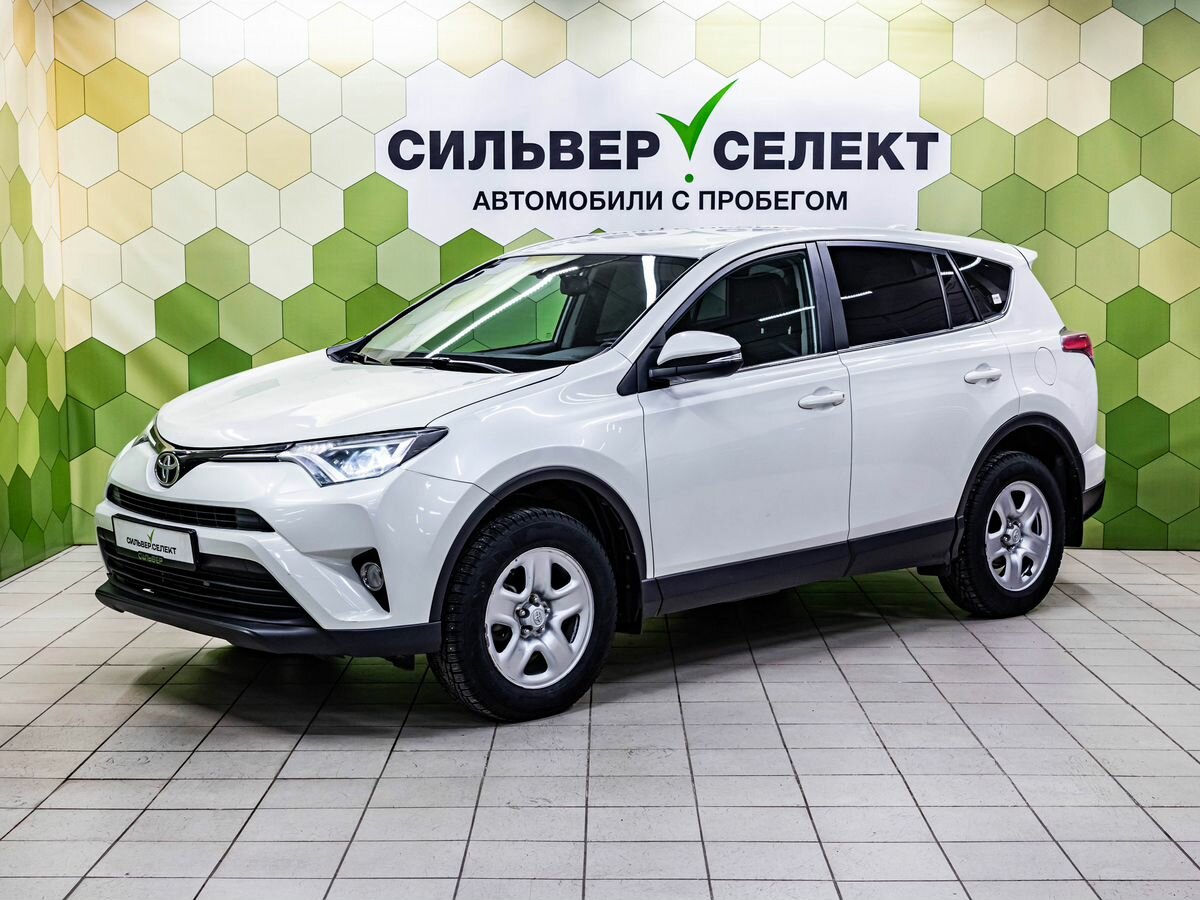 Toyota RAV4 IV (XA40) Рестайлинг