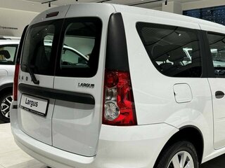 2026 Lada (ВАЗ) Largus I Рестайлинг, белый, 1657000 рублей, вид 5