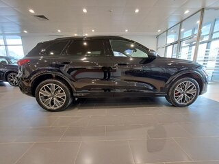 2026 Audi Q5 40 TFSI III (GU), чёрный, 6690000 рублей, вид 3