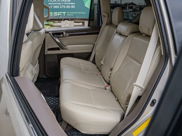 2015 Lexus GX 460 II Рестайлинг, бежевый, 3790000 рублей - вид 8