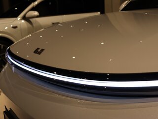 2025 Li Auto (Lixiang) L9 52.3 kWh I Рестайлинг, белый, 11990000 рублей, вид 3