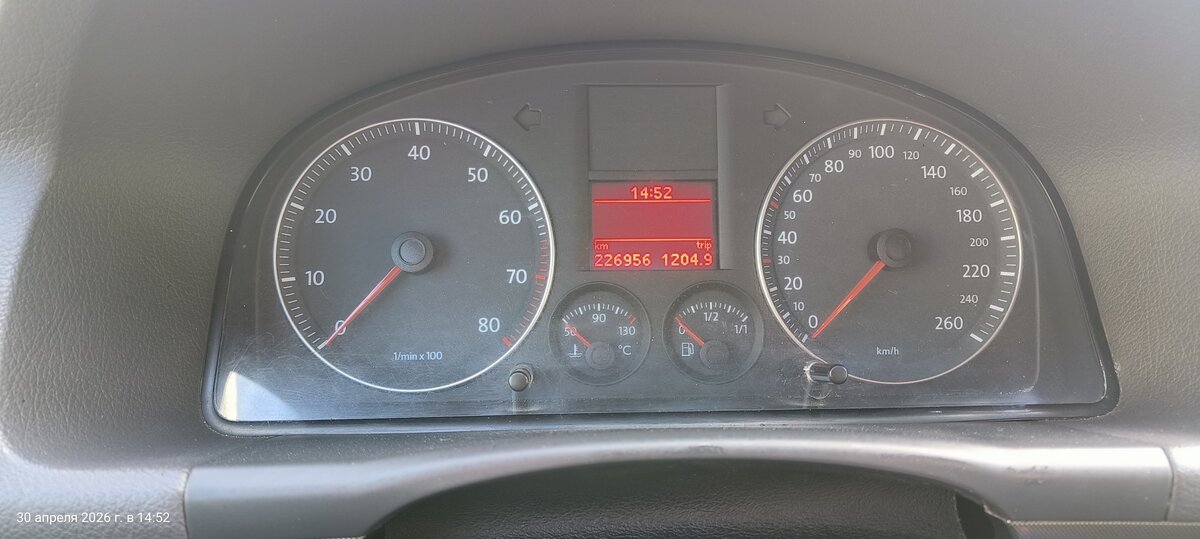 Volkswagen Touran I Рестайлинг, фото 5