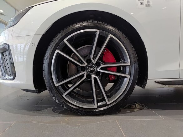 2025 Audi A4 45 TFSI Long V (B9) Рестайлинг, белый, 5450000 рублей - вид 3