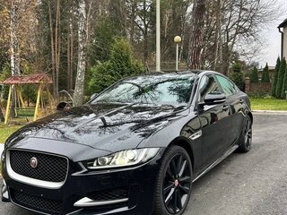 2019 Jaguar XE I, чёрный, 1630000 рублей, вид 1