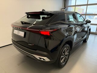 2024 Omoda C5 I Рестайлинг, чёрный, 2479000 рублей, вид 3