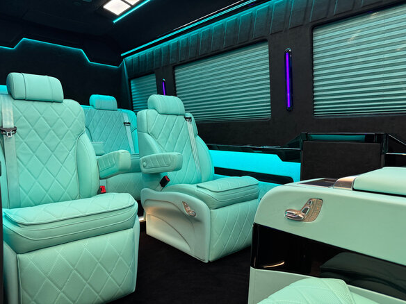 2024 Mercedes-Benz Sprinter, чёрный, 29990000 рублей - вид 12