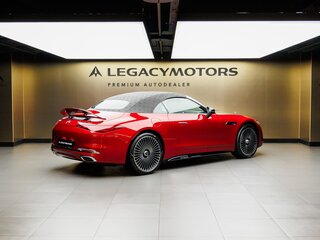 2026 Mercedes-Benz Maybach SL SL 680, красный, 36430000 рублей, вид 3