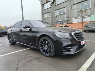 2018 Mercedes-Benz S-Класс 560 VI (W222, C217) Рестайлинг, чёрный, 7650000 рублей, вид 1