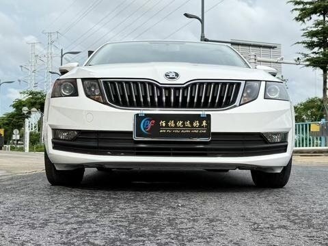 Skoda Octavia IV (A8)