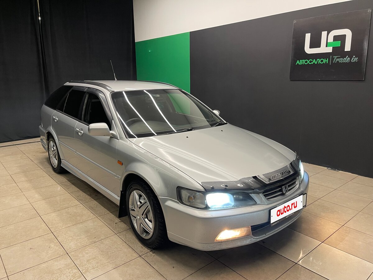 Honda Accord VI