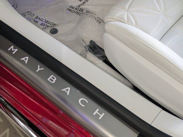 2025 Mercedes-Benz Maybach SL SL 680, красный, 35271738 рублей - вид 16