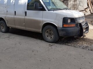 2007 Chevrolet Express II, белый, 1300000 рублей, вид 1
