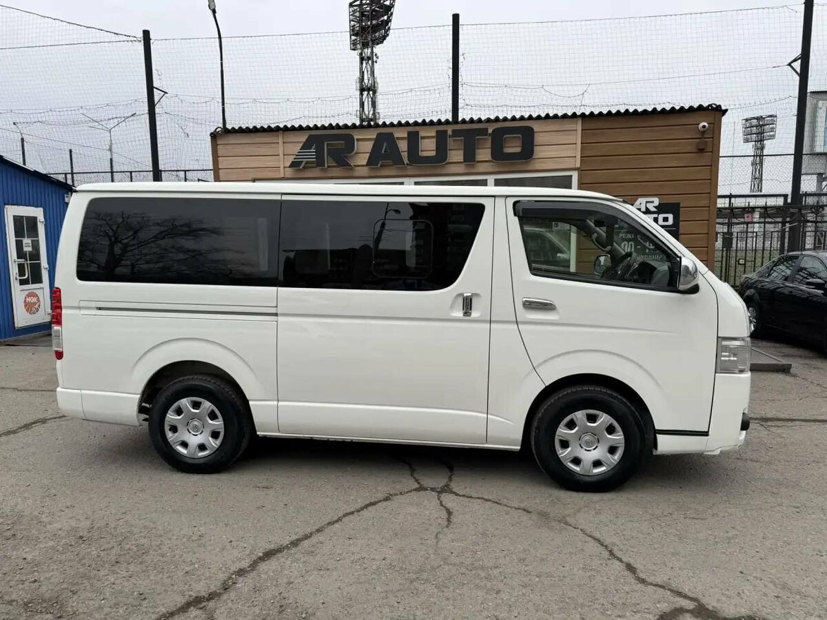 Toyota HiAce H200 Рестайлинг