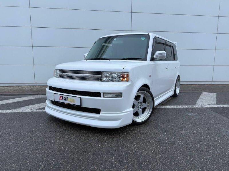 Toyota bB I Рестайлинг