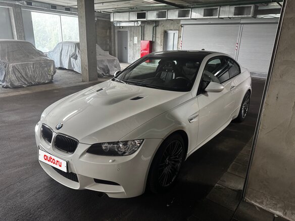2011 BMW M3 IV (E90), белый, 8500000 рублей