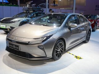 2026 Toyota Corolla XII (E210) Рестайлинг 2, бежевый, 2990000 рублей, вид 1