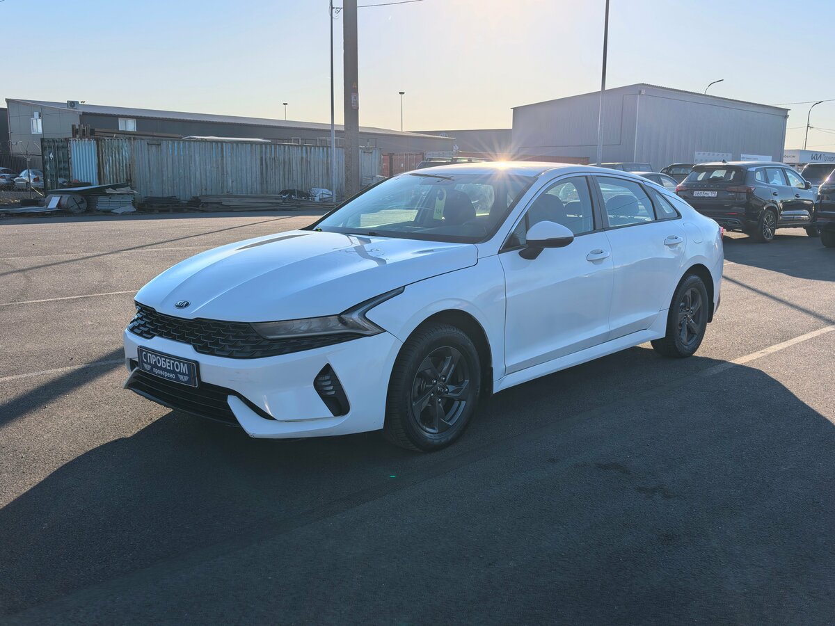 Kia K5 III
