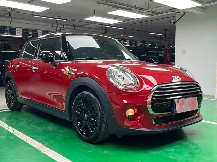 Mini Clubman II