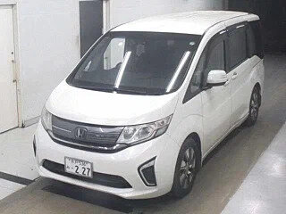 Honda Stepwgn Spada V