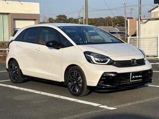 2023 Honda Fit RS IV Рестайлинг, белый, 880333 рублей, вид 3